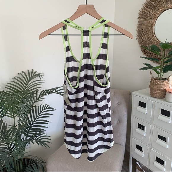 NWT Balance Collection Charcoal + White Striped Racerback Yoga Tank Top Medium - Picture 5 of 11